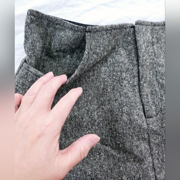 Club Monaco Heather Gray Wool Tweed Skirt, New with Tag, Size 6 - Picture 4 of 13